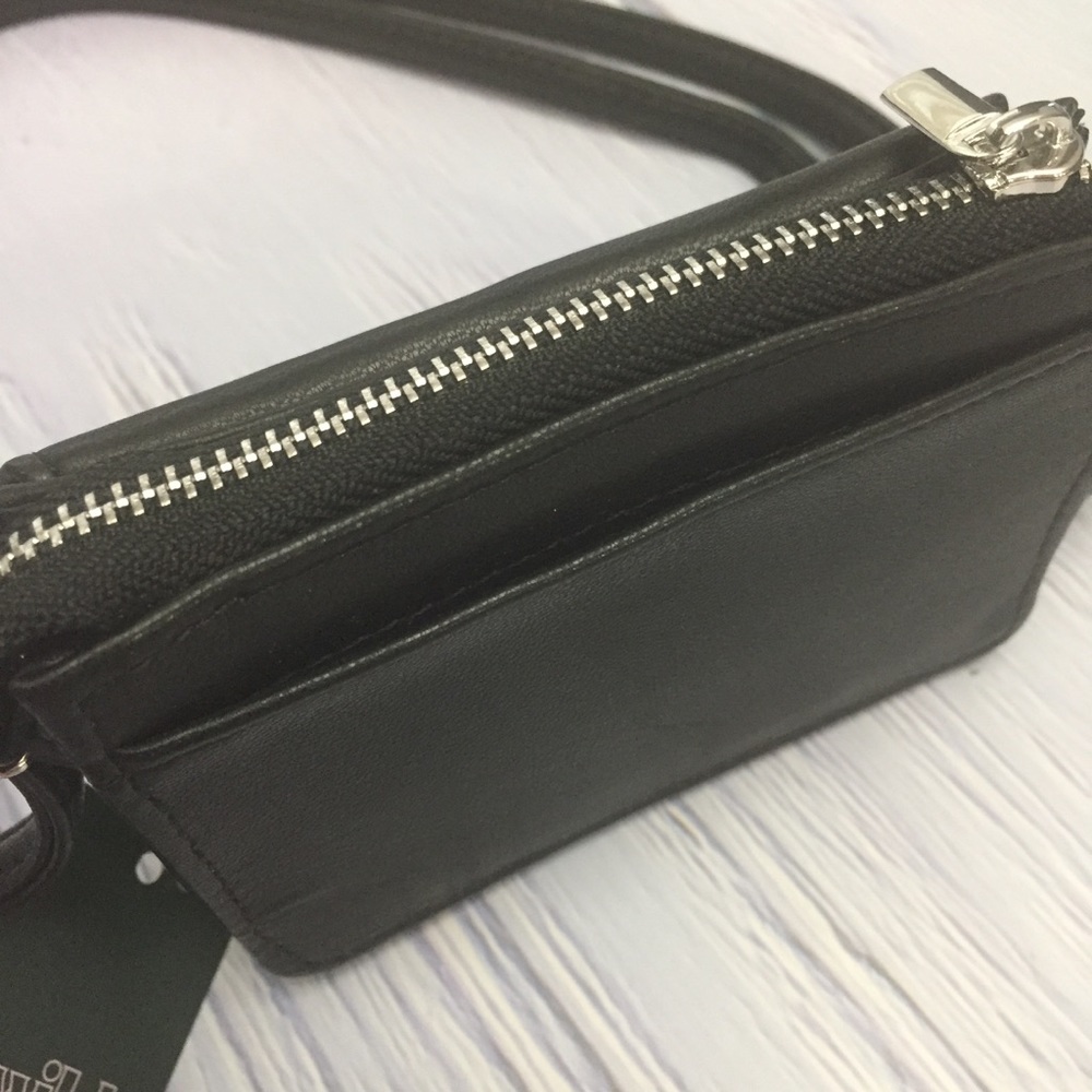 NWT Wild Fable Black Mini Crossbody Bag Wallet - Picture 3 of 9